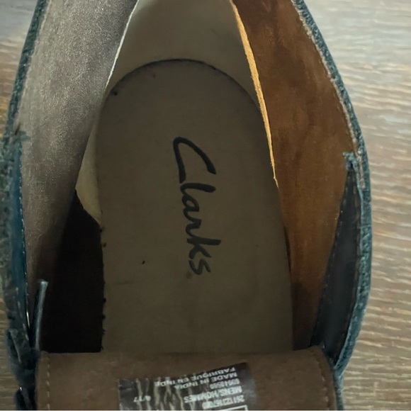 Clarks Navy Leather Chukka Boots Men’s 9 - Picture 9 of 12